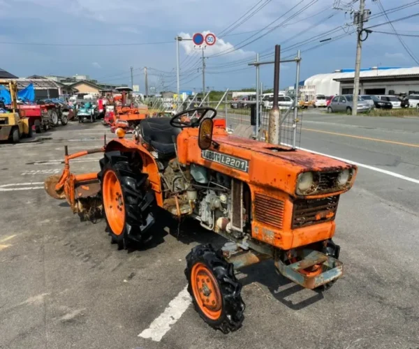 西松浦郡有田町 クボタ トラクター L2201 買取実績